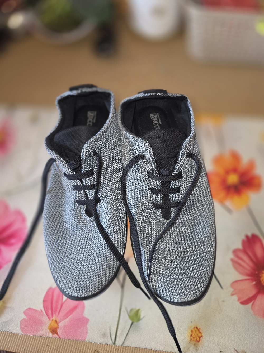 Arcopedico Gray Knit Sneakers with Black Trim